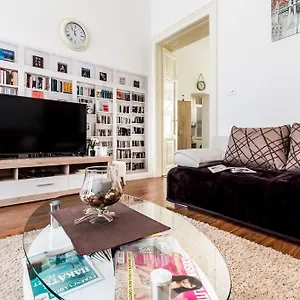 bpr-purehome-apartment.inbudapesthotels.com/